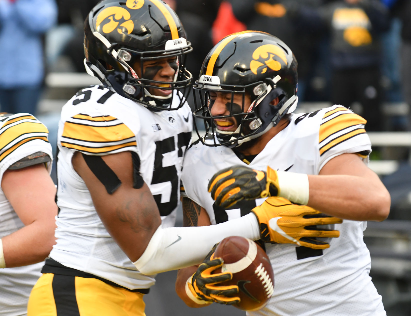 111718-iowaillinois-044a.JPG